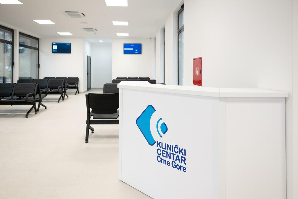 <p>Kompanija Voli donirala je 300.000 eura za proširenje Urgentnog centra KCCG, sa ciljem unapređenja uslova liječenja i boravka pacijenata, kao i njihovih porodica.</p>