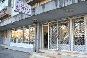 Lijek za HIV falio sedmicama: Pacijenti se bore sa stigmom,...