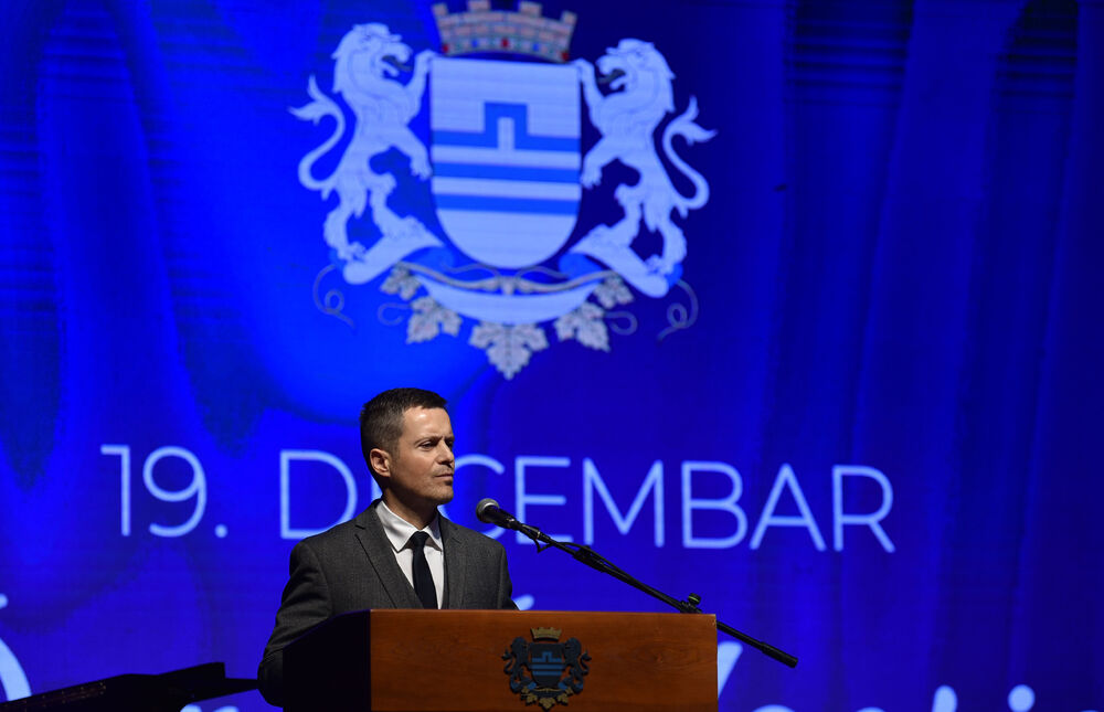 <p>"Svaki atak na njih je napad na nas same", kazao je gradonačelnik Podgorice</p>