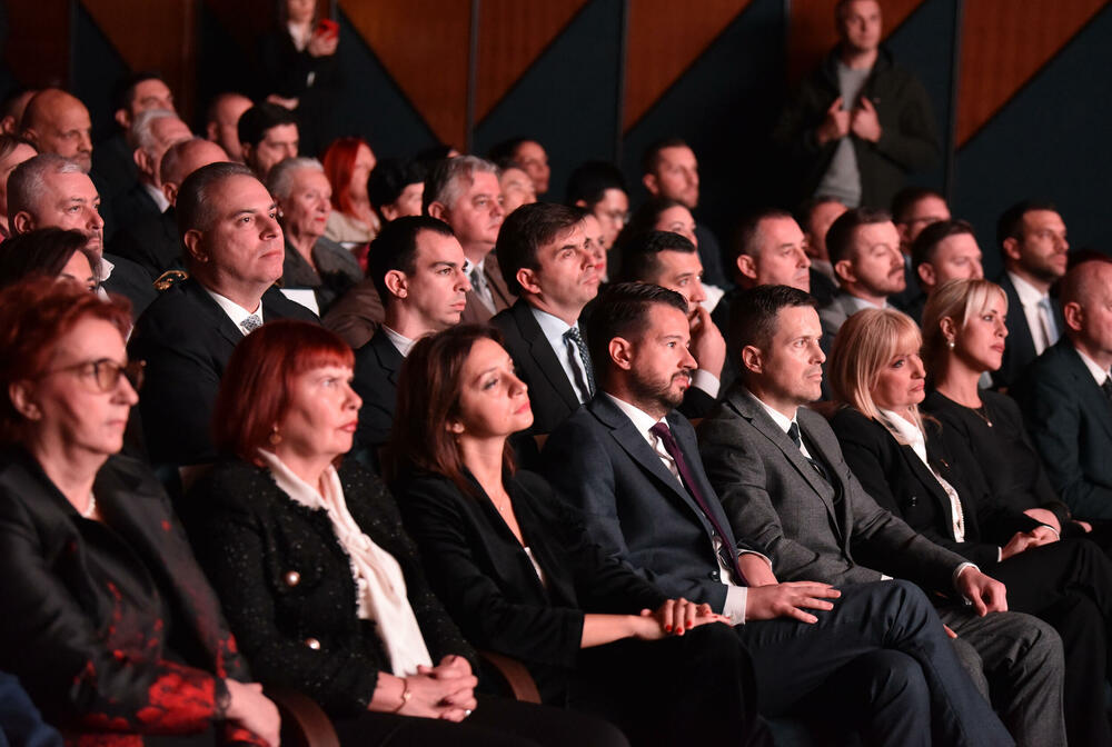 <p>"Svaki atak na njih je napad na nas same", kazao je gradonačelnik Podgorice</p>