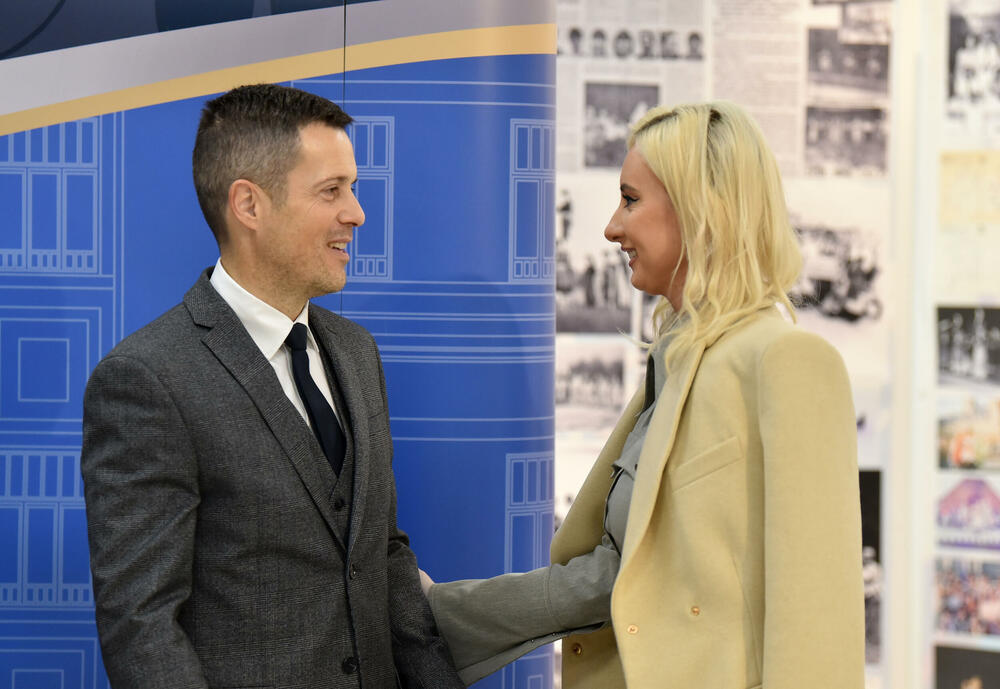 <p>"Svaki atak na njih je napad na nas same", kazao je gradonačelnik Podgorice</p>