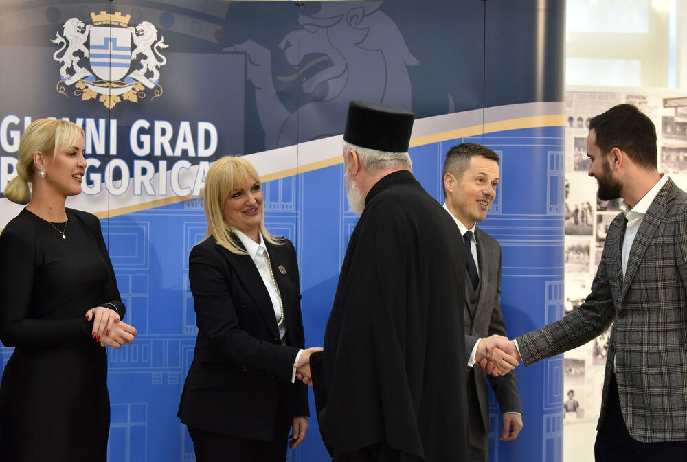 <p>"Svaki atak na njih je napad na nas same", kazao je gradonačelnik Podgorice</p>