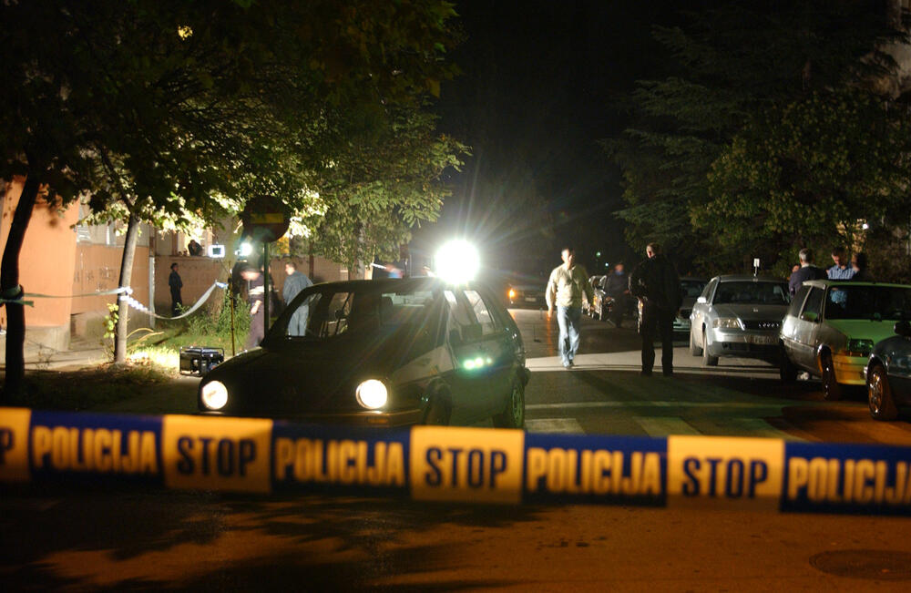 Uviđaj nakon napada u centru Podgorice 24. oktobra 2006.