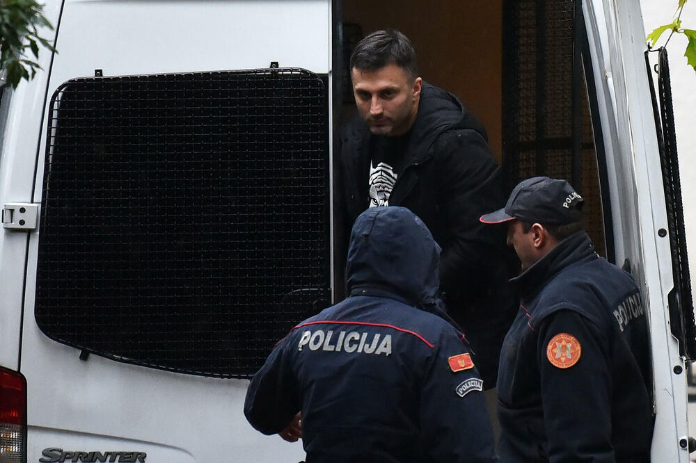 Ivan Batica Stamatović nakon hapšenja, Foto: Boris Pejović