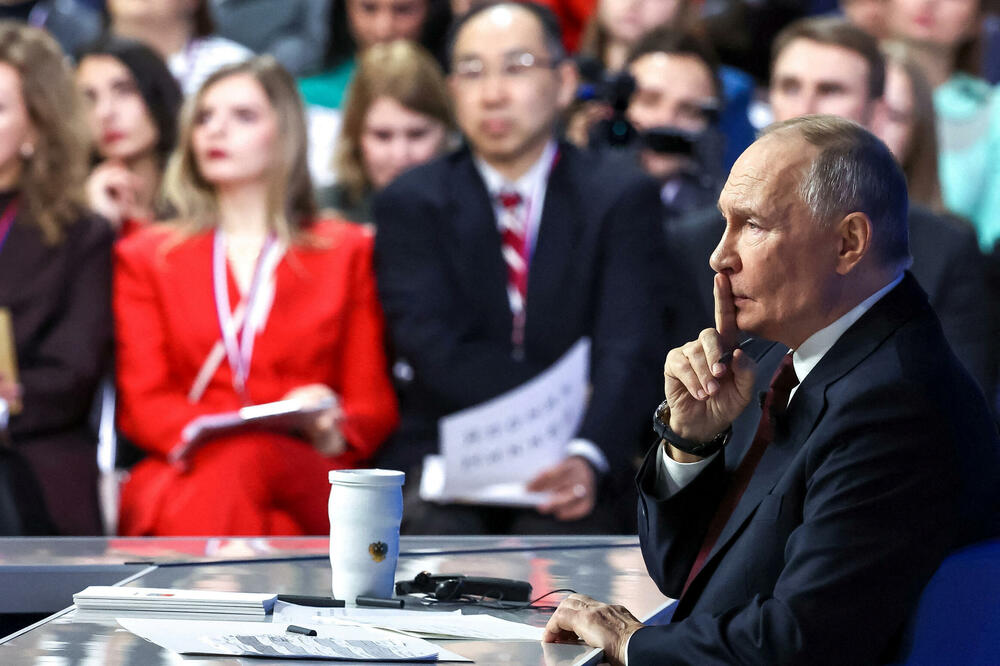 Putin na konferenciji, Foto: Reuters