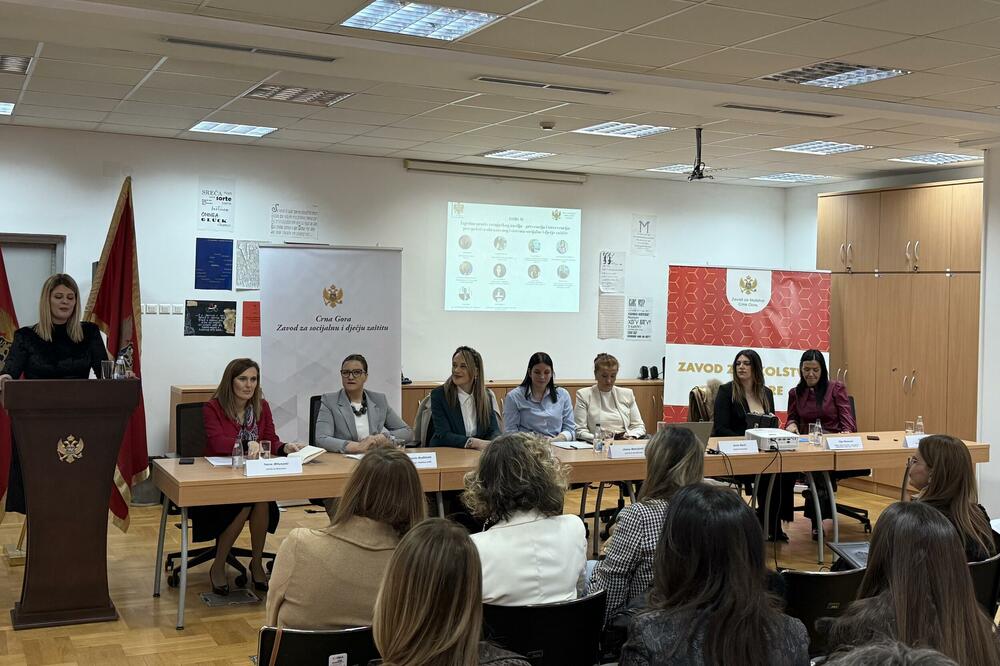 Sa jučerašnjeg foruma u Zavodu za školstvo, Foto: Nikola Saveljić