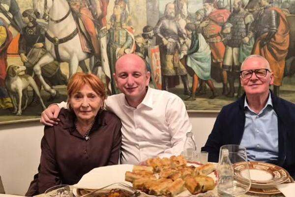 Vučić objavio da je Knežević bio kod njega na slavi: "Nismo...