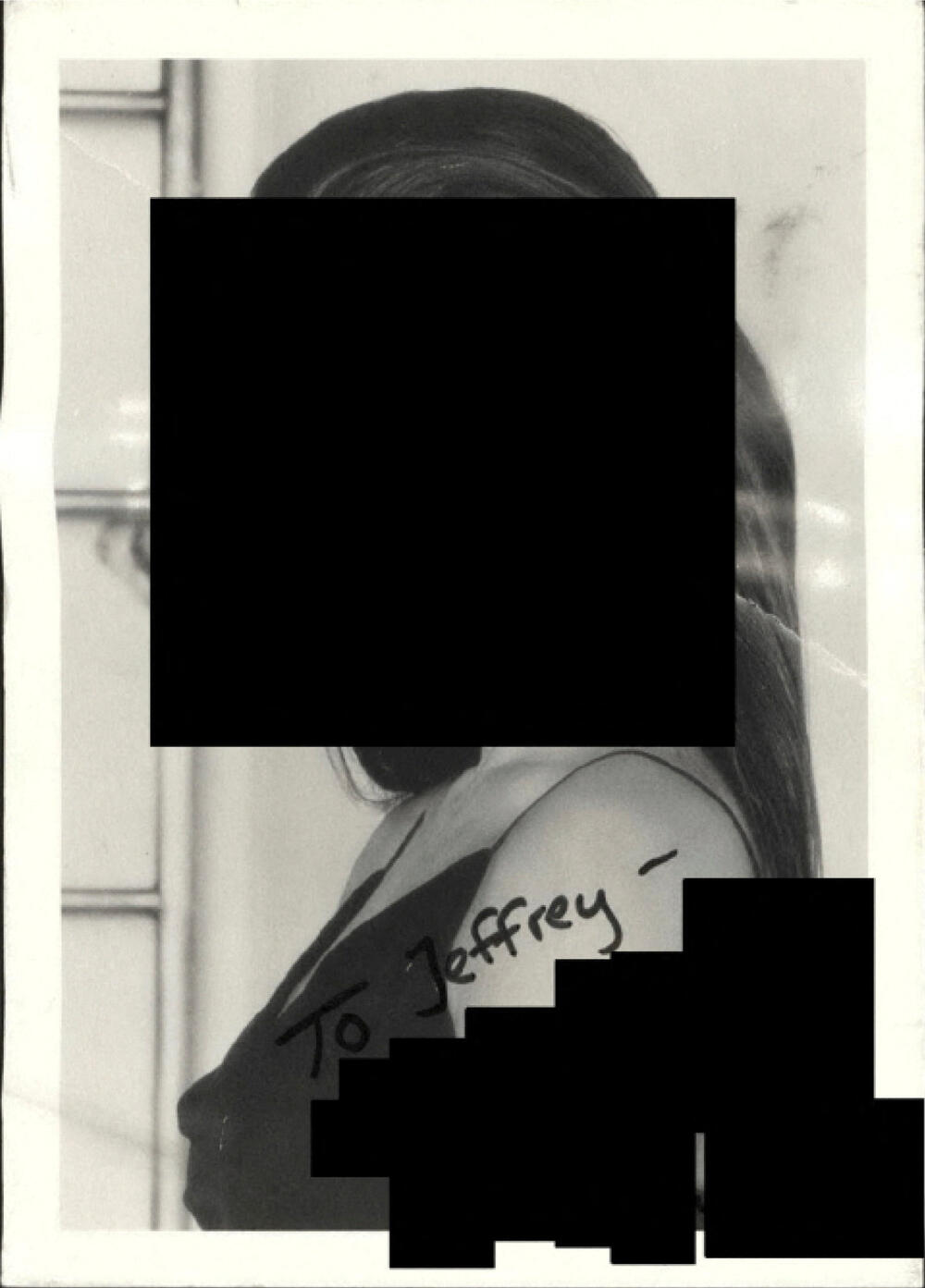 <p>U pismu Kongresu, zamjenik državnog tužioca Tod Blanš je naveo da su dokumenta, koja datiraju još iz 2006. godine &mdash; kada je Epstin bio predmet istrage zbog optužbi za dječju prostituciju &mdash; samo prvi set onoga što je planirano za objavljivanje</p>