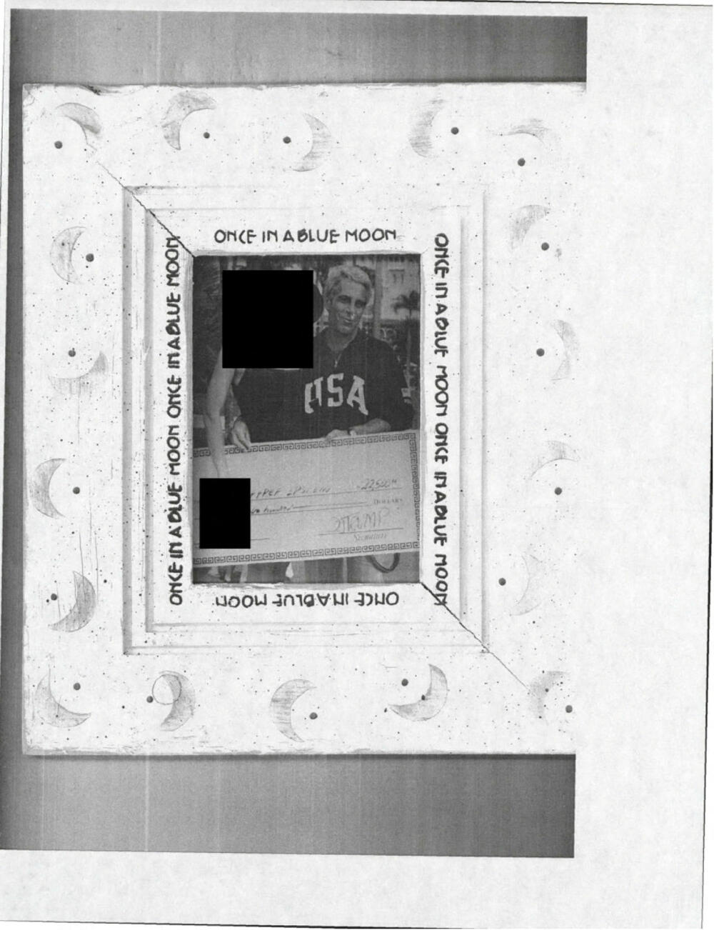 <p>U pismu Kongresu, zamjenik državnog tužioca Tod Blanš je naveo da su dokumenta, koja datiraju još iz 2006. godine &mdash; kada je Epstin bio predmet istrage zbog optužbi za dječju prostituciju &mdash; samo prvi set onoga što je planirano za objavljivanje</p>