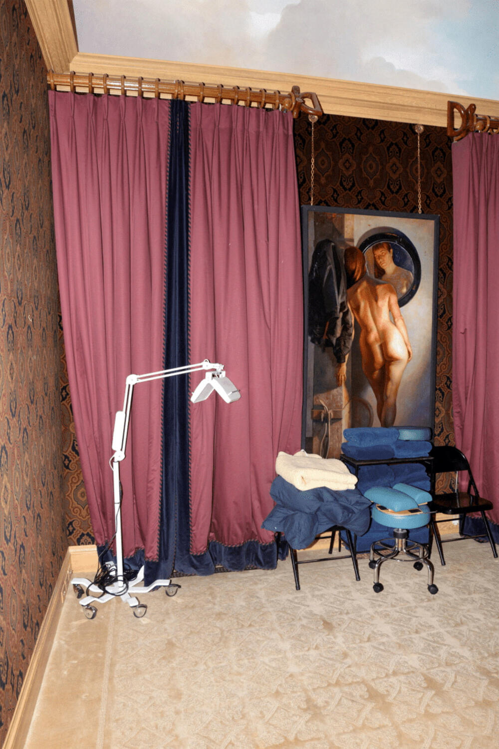 <p>U pismu Kongresu, zamjenik državnog tužioca Tod Blanš je naveo da su dokumenta, koja datiraju još iz 2006. godine &mdash; kada je Epstin bio predmet istrage zbog optužbi za dječju prostituciju &mdash; samo prvi set onoga što je planirano za objavljivanje</p>