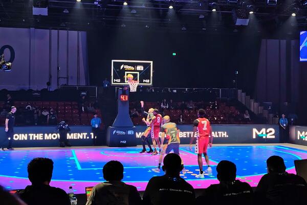 G-unit dominantan i virtuelno i uživo