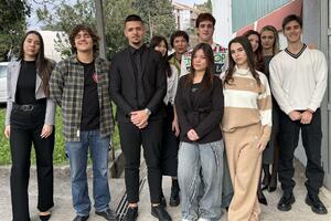 Učenje jezika kroz različita znanja: Dvogodišnji program za...