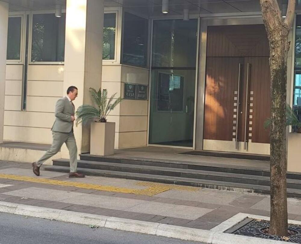 <p>"Izbor sudija Ustavnog suda jedna je od najvažnijih obaveza u sklopu utvrđene dinamike ispunjavanja obaveza na putu pristupanja Crne Gore Evropskoj uniji", navodi se u dopisu Kabineta predsjednika Vlade</p>