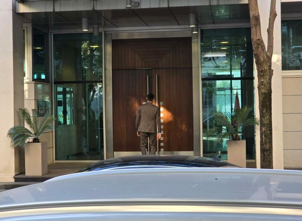 <p>"Izbor sudija Ustavnog suda jedna je od najvažnijih obaveza u sklopu utvrđene dinamike ispunjavanja obaveza na putu pristupanja Crne Gore Evropskoj uniji", navodi se u dopisu Kabineta predsjednika Vlade</p>