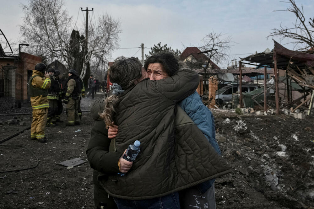 Mještani u Zaporožju nakon ruskog napada, Foto: REUTERS
