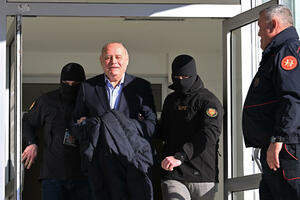 Državna kasa za privatne potrebe?