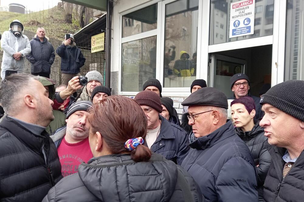 Ispred kotlarnice, Foto: Goran Malidžan