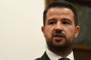 Kabinet predsjednika: Nezakonito udaljavanje sa dužnosti Vukovića...