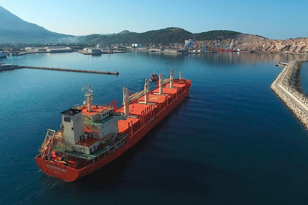 Brod "Dvadeset prvi maj", Foto: Crnogorska plovidba