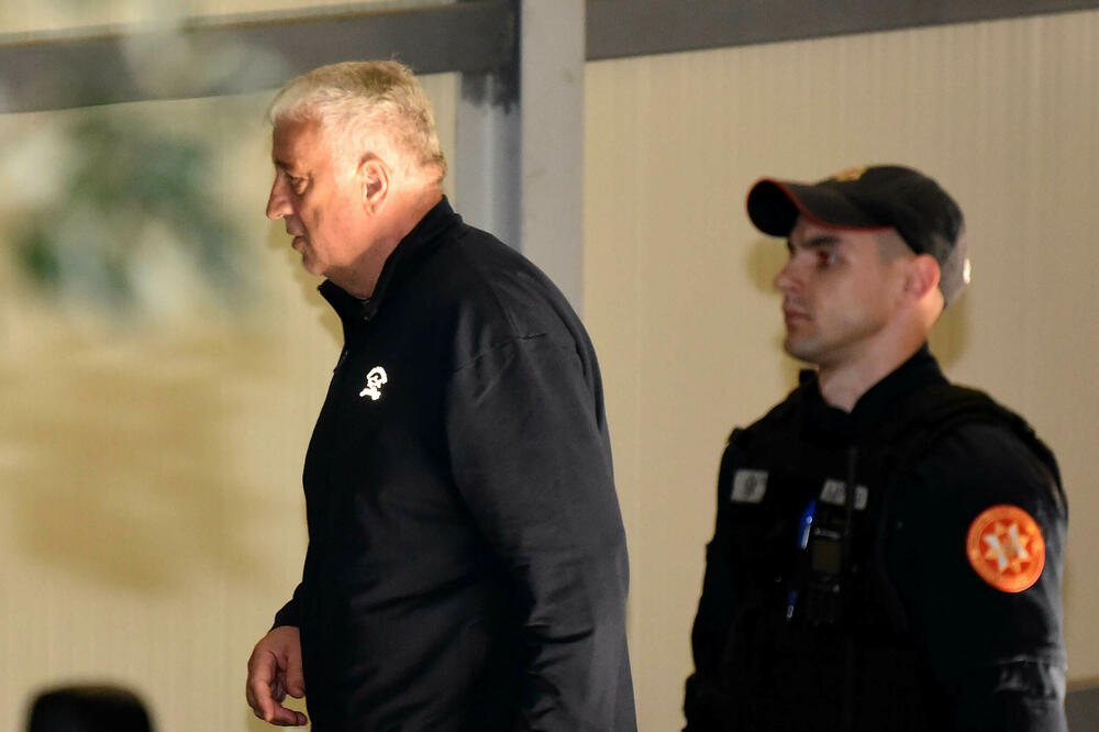 Zoran Lazović nakon hapšenja u Višem sudu, Foto: BORIS PEJOVIC