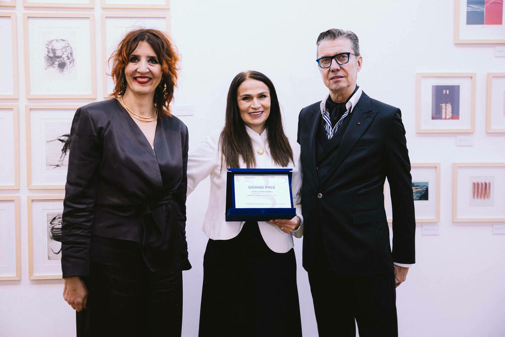 Sa dodjele nagrada: Bošković (u sredini) i laureat Zakrajšek (desno)