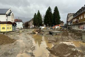 Pomažu ugroženima zbog radova na trgu: Mojkovac izdvaja 90.000...