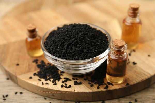 Crni kim - od imuniteta do zdrave kože i varenja