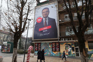 Politički zastoj na Kosovu prijeti ključnim kreditima