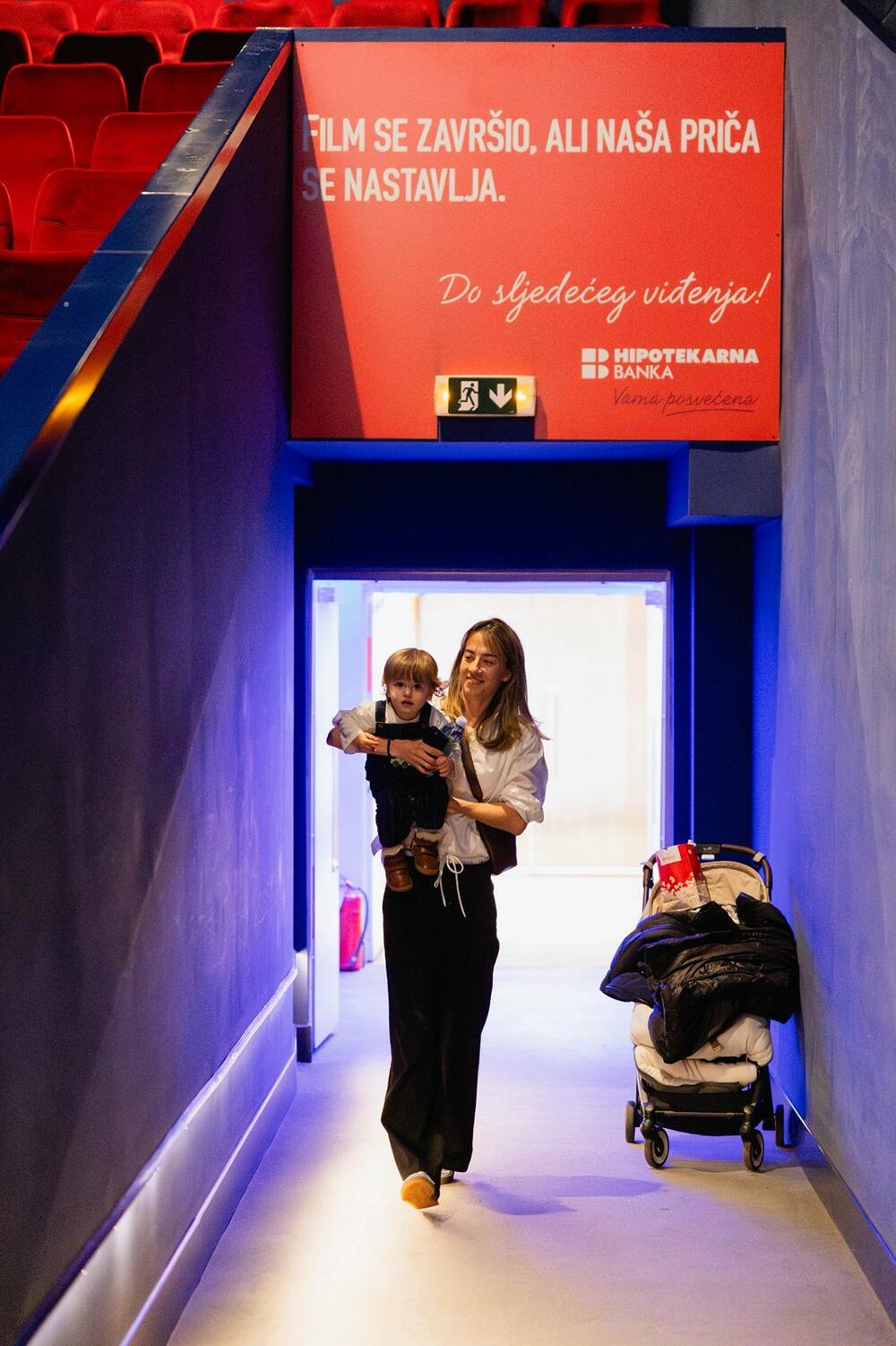 <p>Hipotekarna banka se pridružila inicijativi AikGroup i MK Group pod nazivom "Podrška porodici"</p>