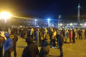 Knežević Jelovac: Milutin Đukanović mora odgovarati za trovanje...