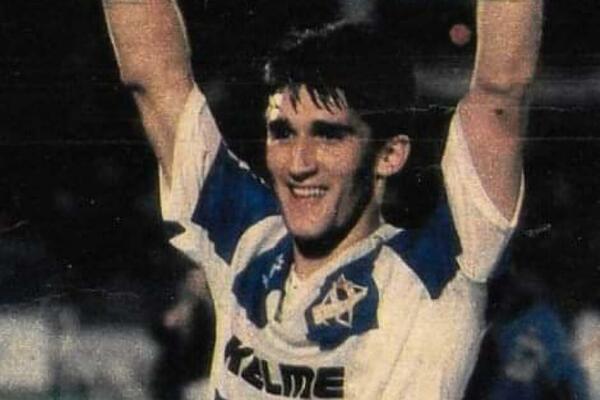 Antov trzaj glavom koji je cijepao mreže: Budućnost? Kad nešto...