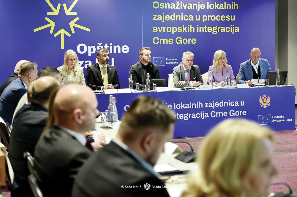 13.12.2024. Potpisivanje Memoranduma o saradnji između pet ministarstava Vlade Crne Gore, Zajednice opština Crne Gore i svih jedinica lokalne samouprave 