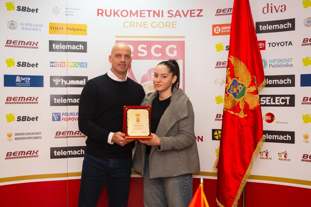 <p>Branko Vujović je najbolji crnogorski rukometaš u inostranstvu, "lavove" i njega za nešto više od 15 dana očekuje Evropsko prventsvo</p>