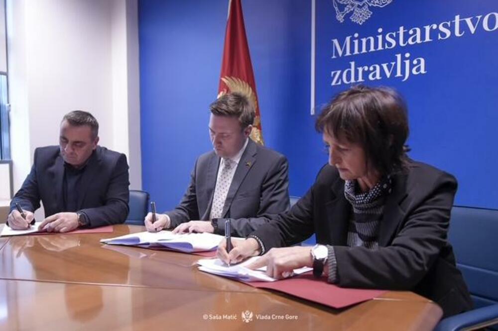 Sa potpisivanja, Foto: Saša Matić/Vlada Crne Gore