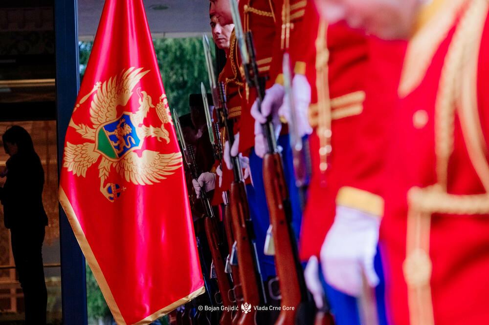 Kuda ide Crna Gora: državna zastava (ilustracija), Foto: Bojan Gnjidić/Vlada Crne Gore