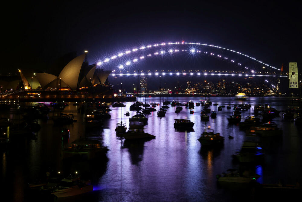 <p>Oko 40.000 pirotehničkih efekata upotrijebljeno je na prostoru dužine oko sedam kilometara, preko zgrada</p>