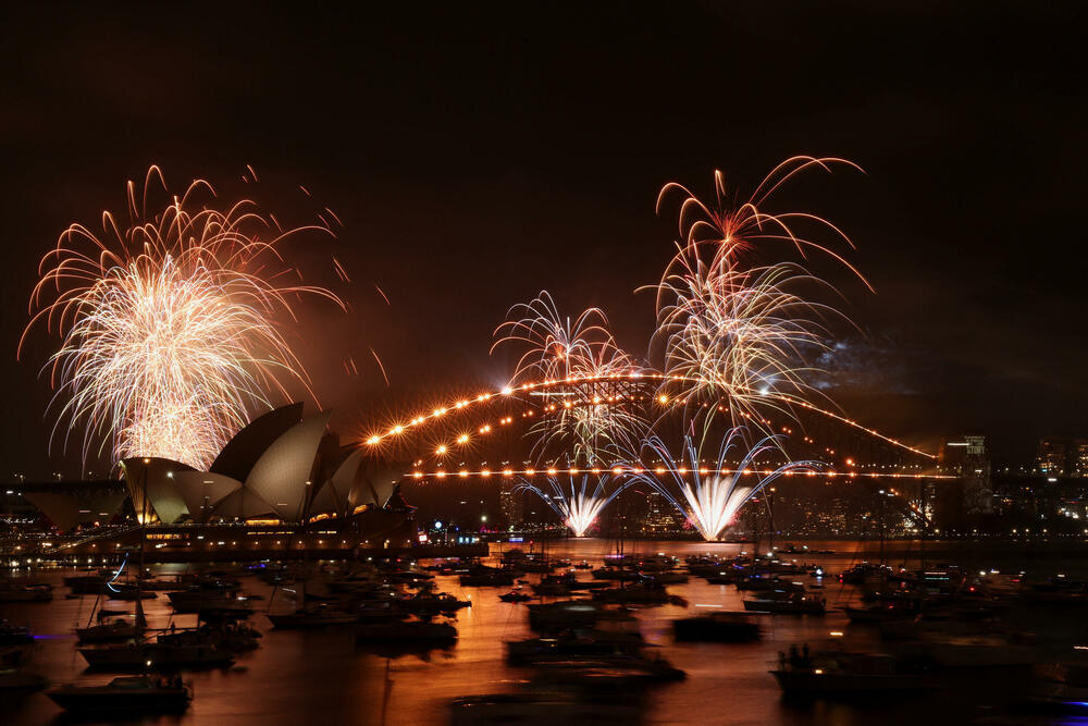 <p>Oko 40.000 pirotehničkih efekata upotrijebljeno je na prostoru dužine oko sedam kilometara, preko zgrada</p>