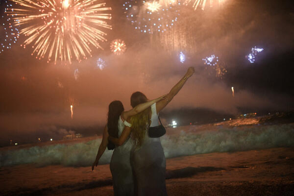 FOTO Kako je Nova godina dočekana u svijetu: Vatromet, ulične...