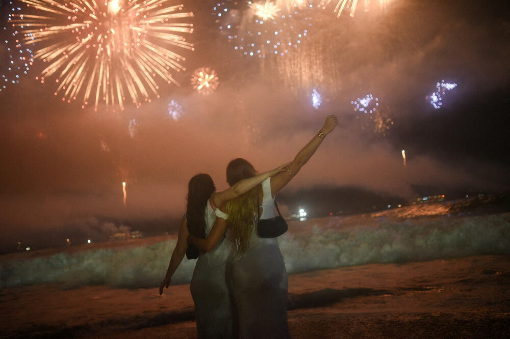 FOTO Kako je Nova godina dočekana u svijetu: Vatromet, ulične...