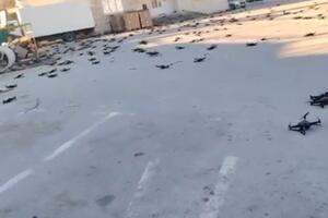 Budva: Oko 600 dronova popadalo u more i na plato ispred Lučke...