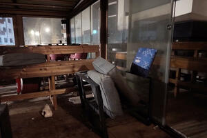 VIDEO Snimljen trenutak kada je požar izbio u baru u Švajcarskoj:...