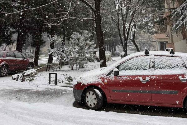 Snijeg u Podgorici, Zeti, Danilovgradu, Nikšiću i Cetinju