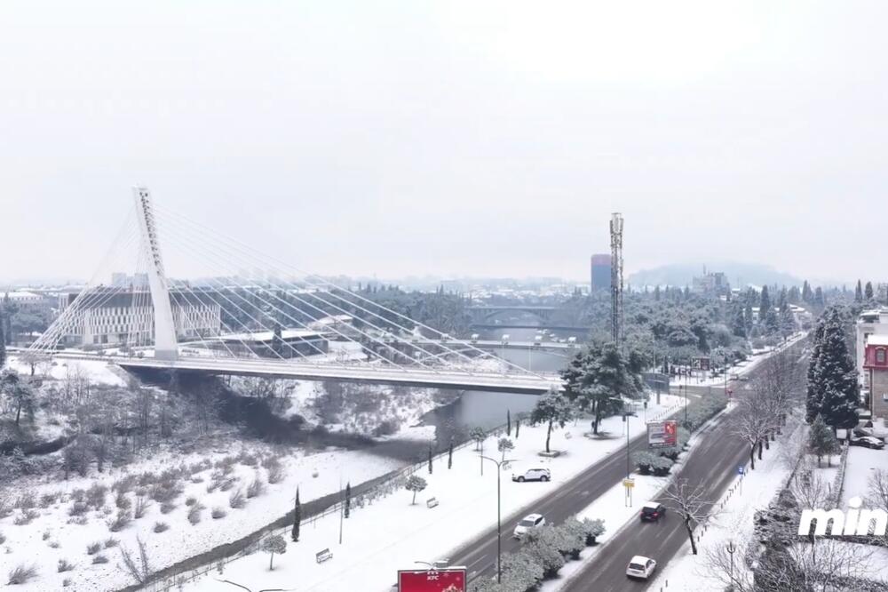 Foto: Screenshot/Youtube/MINA