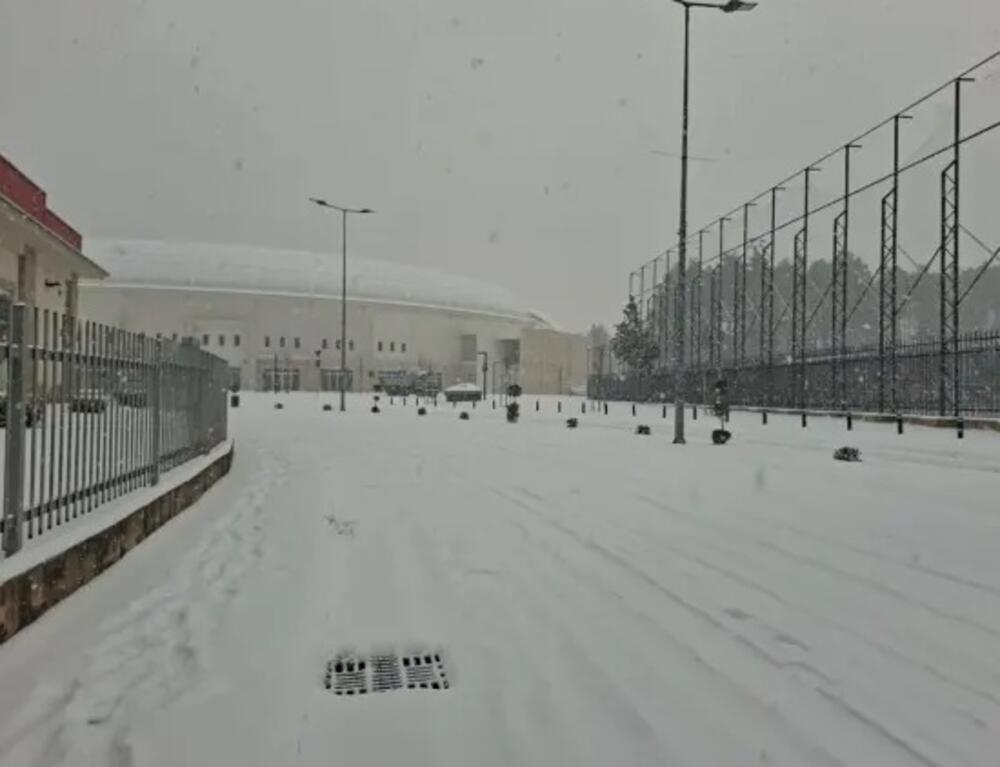 <p>Meteorolozi najavljuju mogućnost prestanka padavina krajem dana</p>