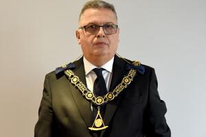 Ne &bdquo;zidaju&rdquo; politiku, ali su u njoj: Ko su, šta rade i kako...