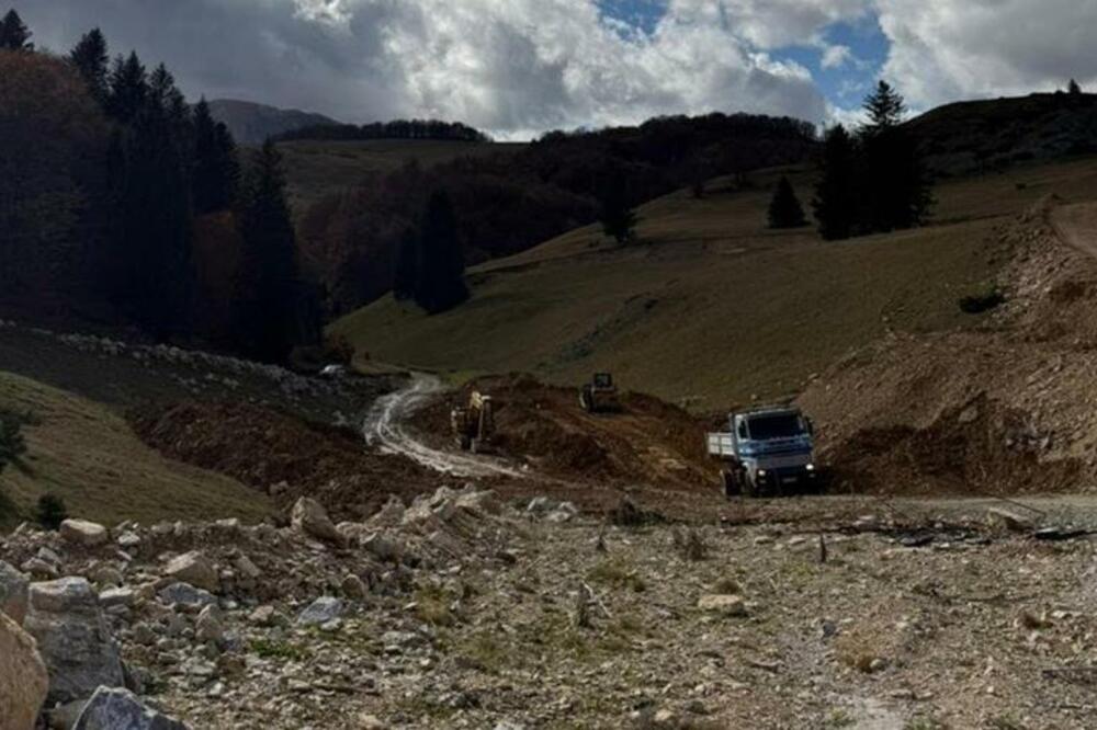 Foto: Ministarstvo javnih radova