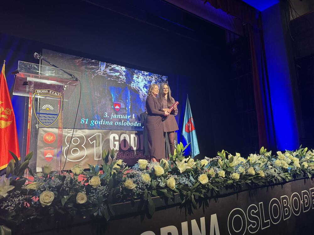 <p>"Ovaj datum je podsjetnik da sloboda nikada nije bila poklonjena, već izborena, i da svaka generacija ima obavezu da je čuva i potvrđuje &ndash; ne samo riječima, već i djelima, posebno kroz rad institucija&rdquo;, kazala je predsjednica SO Bijelo Polje</p>