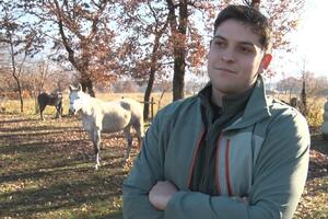 Umjesto gradske vreve, Mateja Radović je odabrao tišinu...