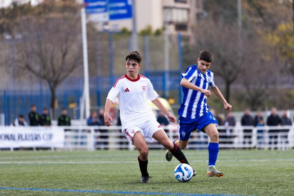 <p>Ekipu iz Pdogorice do 16 godina u srijedu (10h) očekuje prolufinale protiv još jednog španskog tima Ueske</p>