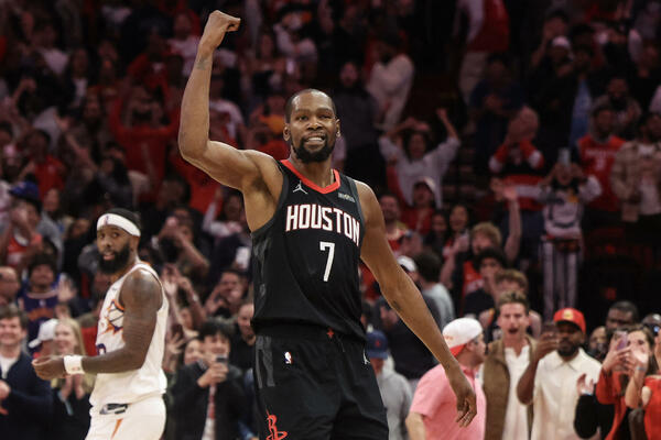 Tuča u Majamiju, Čikago gubi od odlaska Vučevića